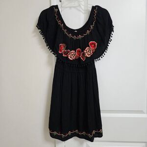 Dizzy Lizzy Bohemian Dress Junior’s Medium Black Floral Embroidered Pom Pom Trim